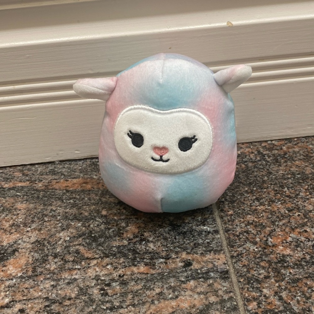 Squishmallows Arabella Llama 4” Capsule